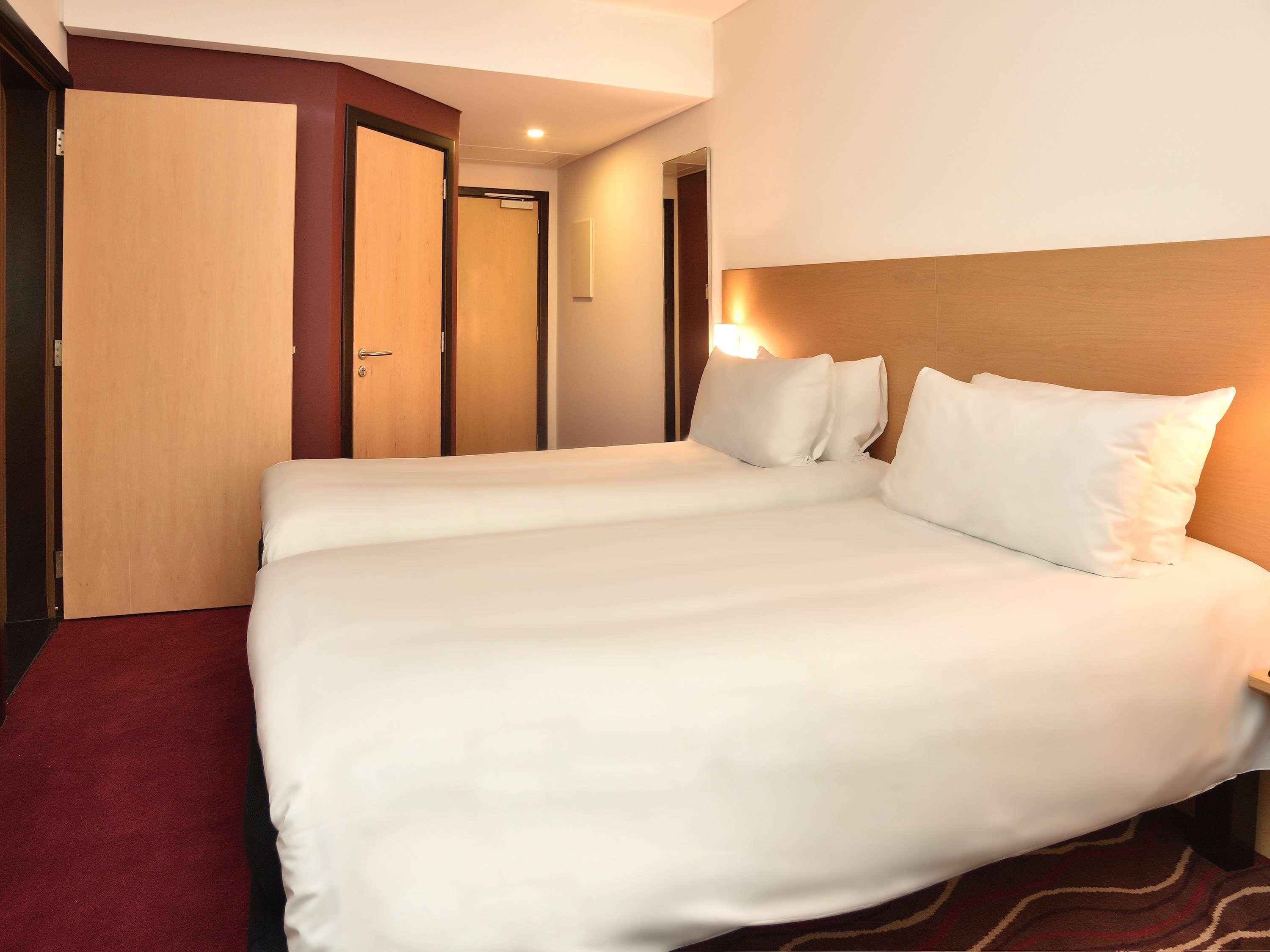Ibis Seef Манама Екстериор снимка