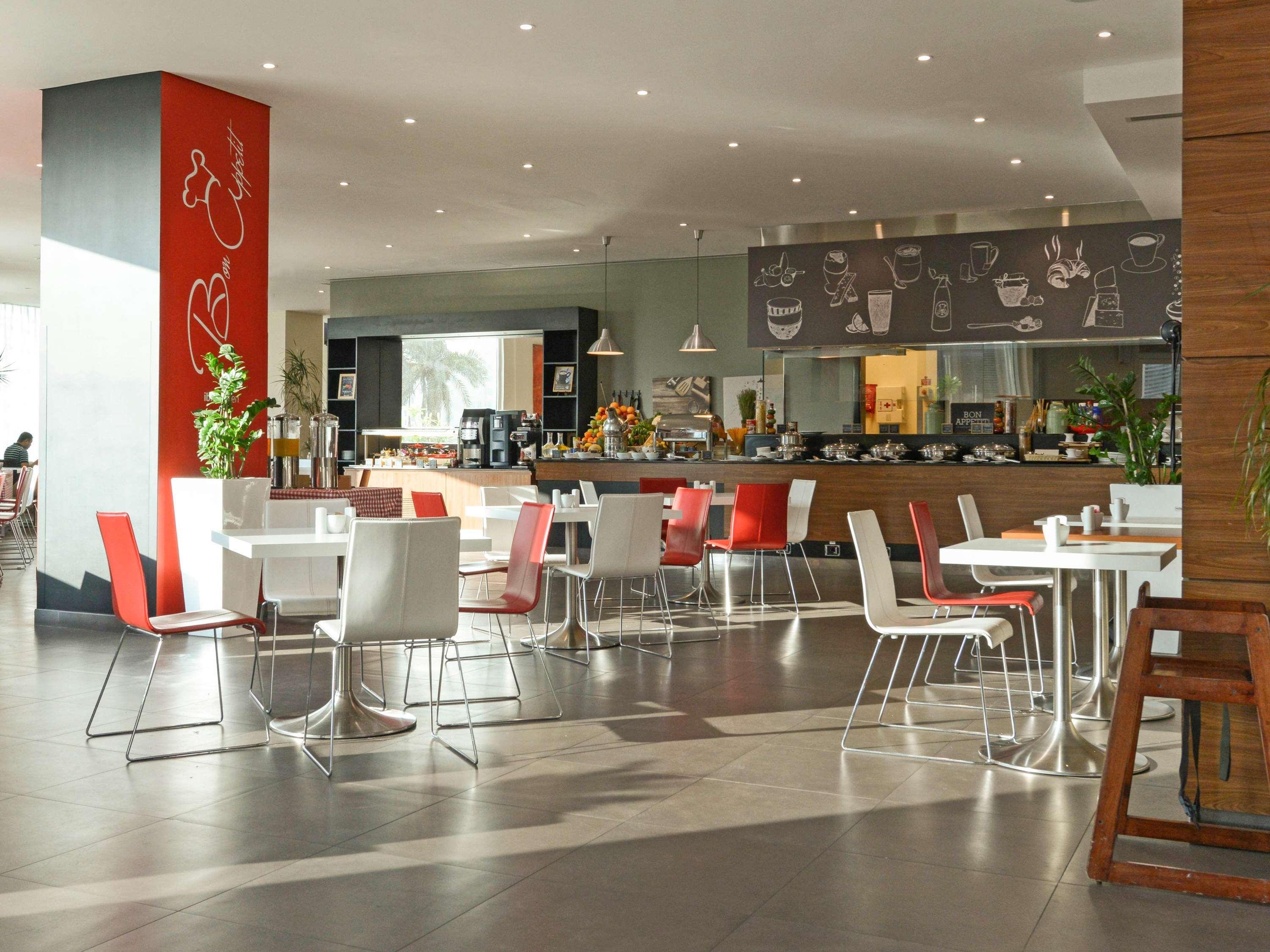 Ibis Seef Манама Екстериор снимка